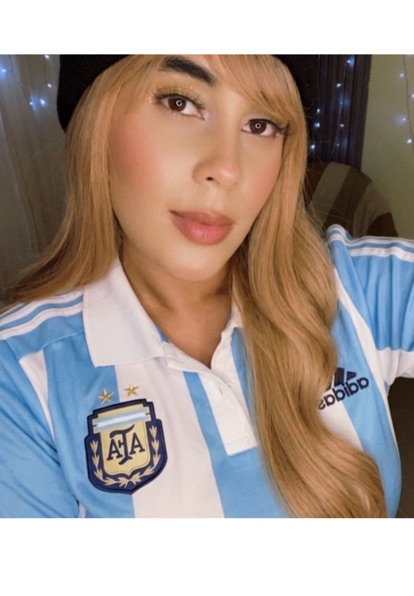 Yazz from Dominican Rep. — live girl video call on LiveChatHot